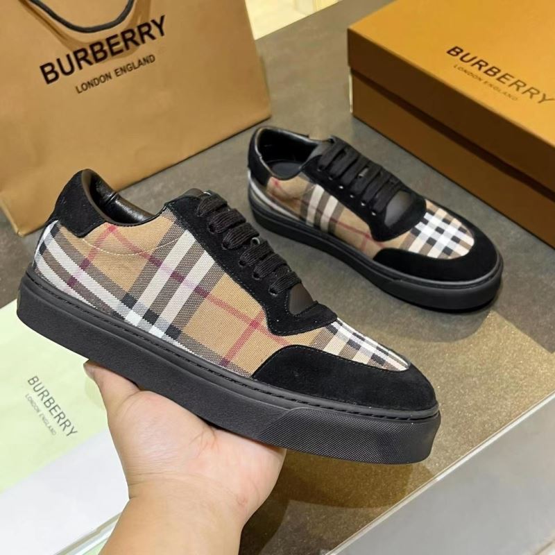 Burberry Low Shoes